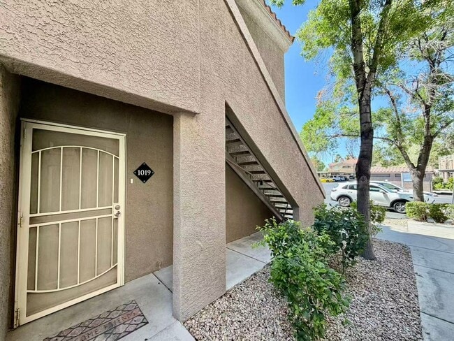 Photo - 5525 W Flamingo Rd