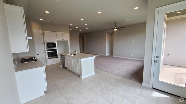 Building Photo - 2100 Palmera Ridge Blvd Rental