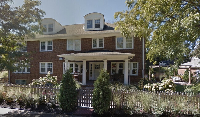 Building Photo - 3405 Fairmount Blvd Rental