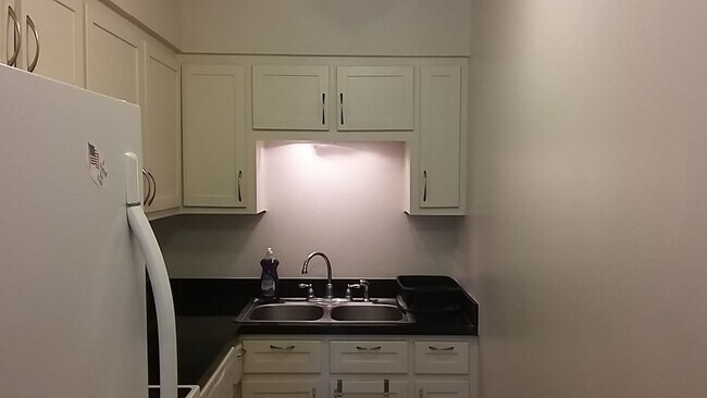 Photo - 1418 Beech Ave Unit 42