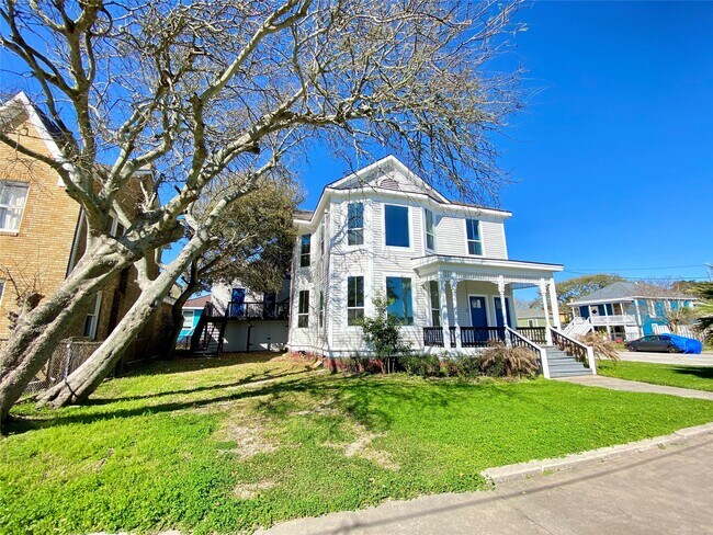 Photo - 2001 29th St