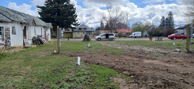 Photo - 110 2nd St