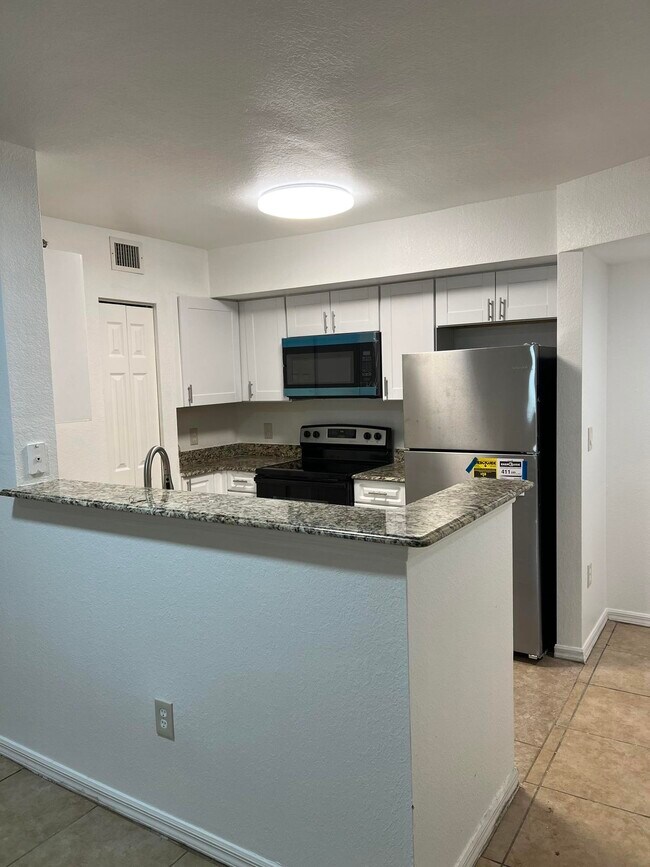 Photo - 6769 Heritage Grande