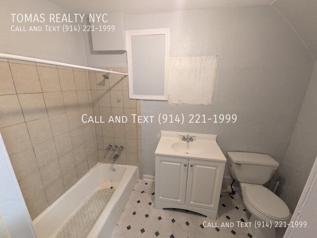 Photo - 10 N Bond St Unit 1