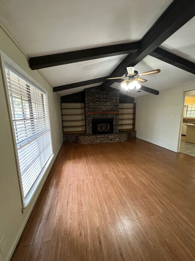 Photo - 3209 Hastings Crossing Rd