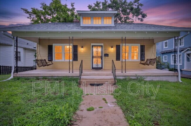 Photo - 1609 Shelby Ave