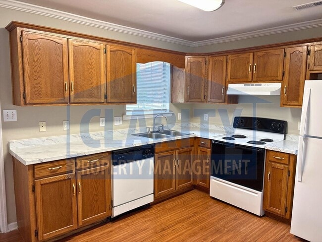 Photo - 855 Stone Glen Trail NW