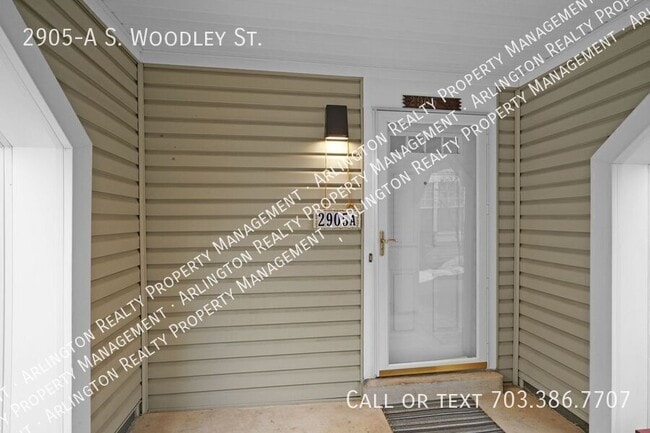 Photo - 2905-A S Woodley St