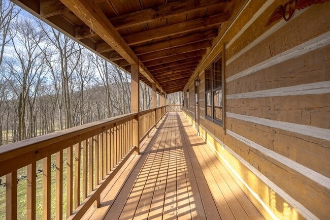 1762 Burke Hollow Rd