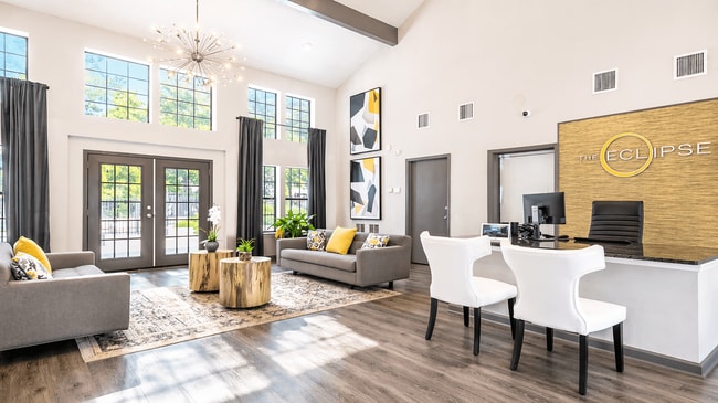 Building Photo - Eclipse Apartments