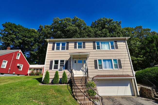 Photo - 82 Middlefield Ave Apartment Unit 1st Floor