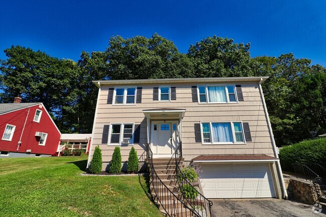 Building Photo - 82 Middlefield Ave Unit 2nd Floor Rental