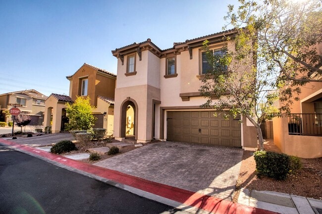 Building Photo - Summerlin - Leed Certified Home - Across the 215 from Downtown Summerlin Mall