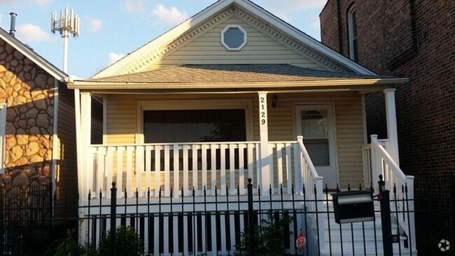 Building Photo - 2129 W Gladys Ave Rental