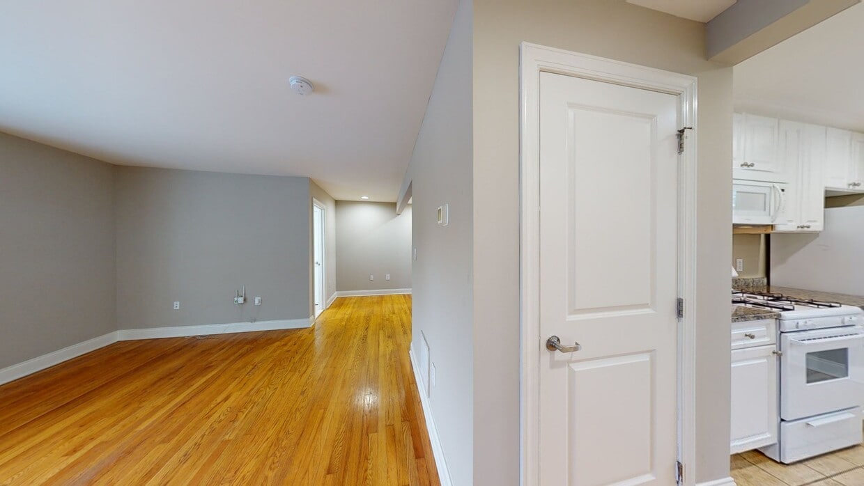 Photo - Rodgers Forge Apartments