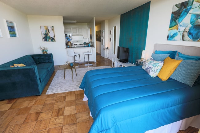 The Seasons Apartments