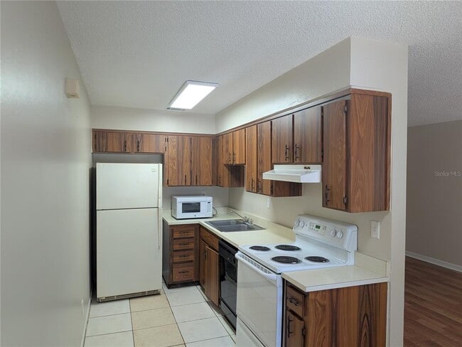 Photo - 614 W Fort Dade Ave