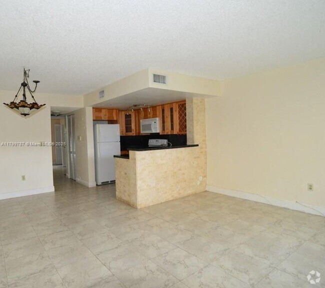 Building Photo - 510 NW 86th Pl Unit 104-12 Rental