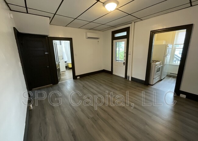 Photo - 591 McAllister St