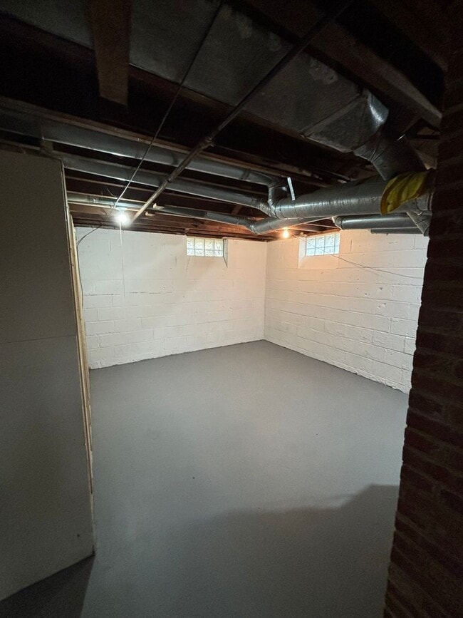 Photo - Newly Renovated 3 Bedroom Home – Section 8...