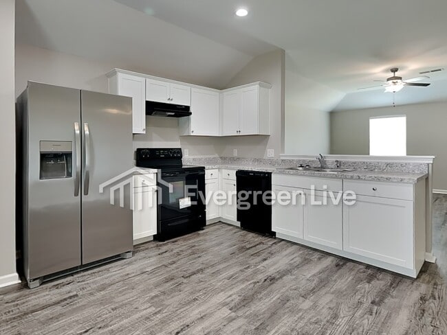 Photo - 150 Cottage Ln