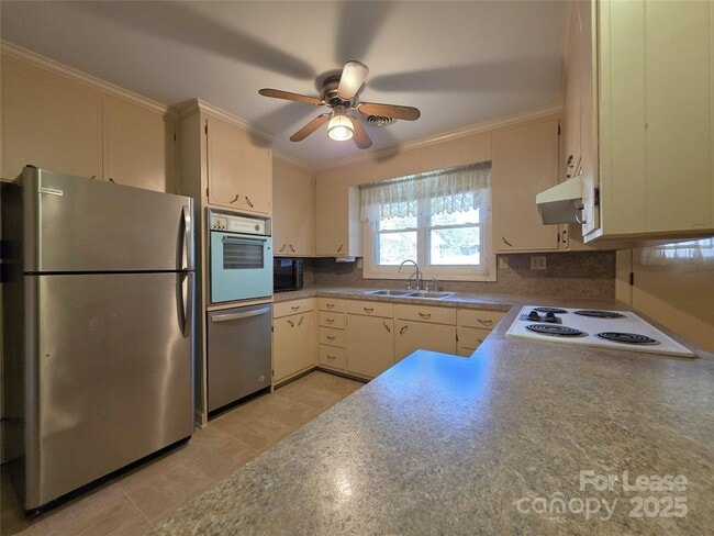 Photo - 9301 Gold Hill Rd