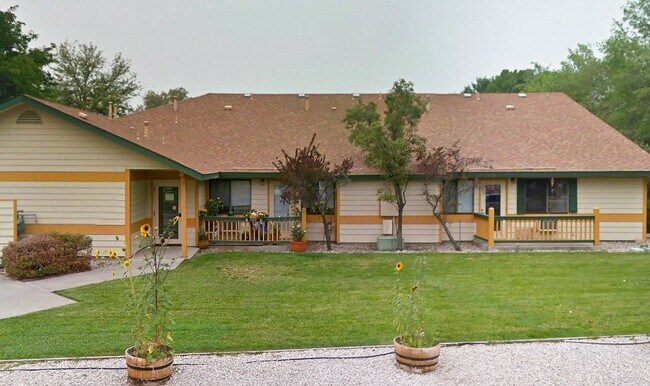 Photo - 1825 Auction Rd Unidad #1825