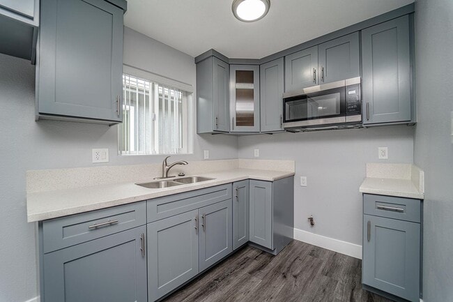 Photo - 1309 E Pacific Coast Hwy Unit 1309 1-2