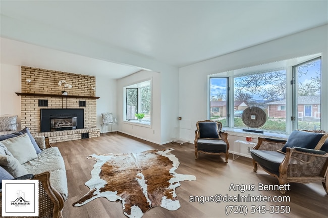 Photo - 6596 Iris Way