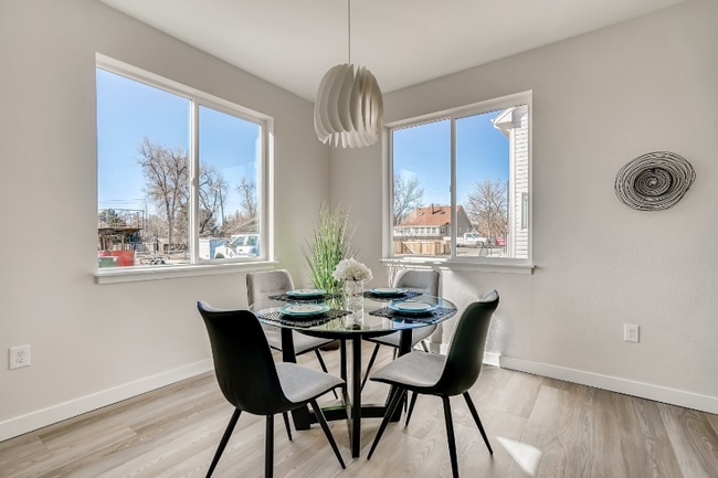 Photo - 708 Martin St