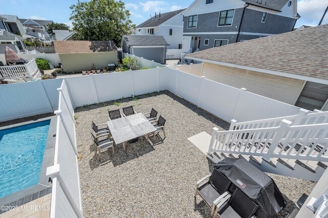 1503 Grand Central Ave