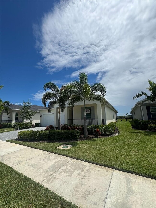 Photo - 6712 Cloverdale Ave