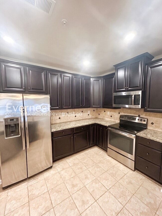 14001 Briars Cir Unit 104