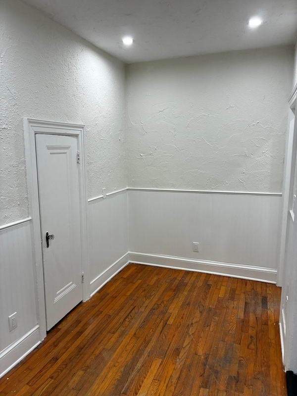 Photo - 2742 Riverside Ave