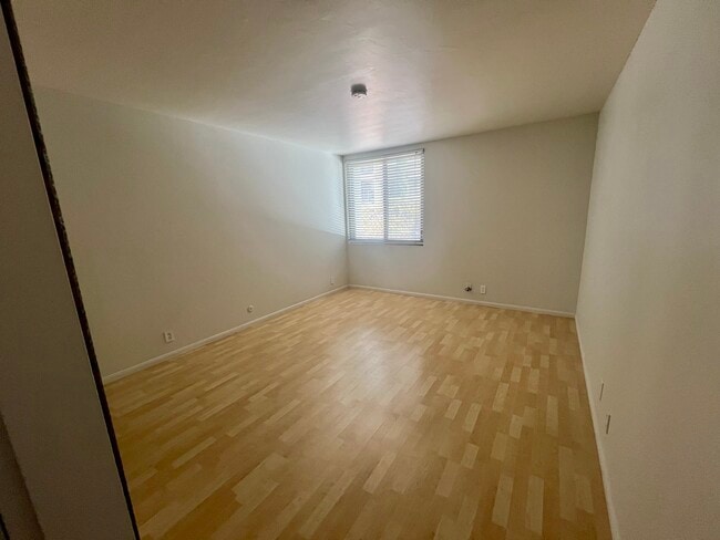Photo - 4891 Collwood Blvd Unit 4891B Collwood Blvd
