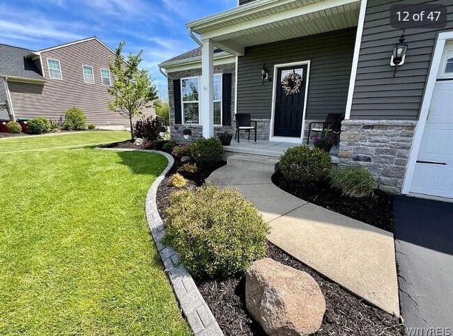 Photo - 11 Airmont Dr