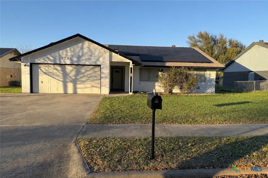 Photo - 1701 Kingman Rd