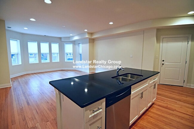 Photo - 6454 N Newgard Ave Unit 2