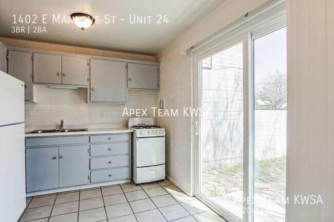 Photo - 1402 E Manlove St Unit 24