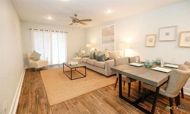Photo - 104 Cove E Unidad 107