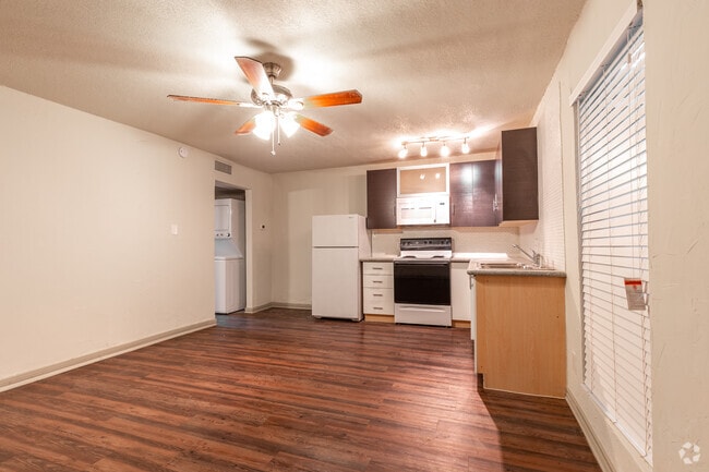 Kitchen - 1502 Peak Street