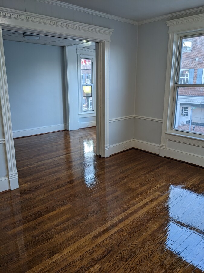 Photo - 253 N Queen St Unit # 1B