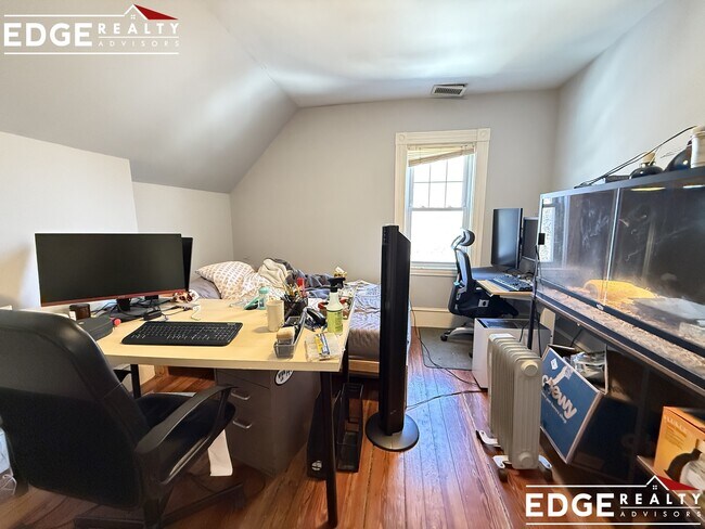 Photo - 25 Burton St Unit 2