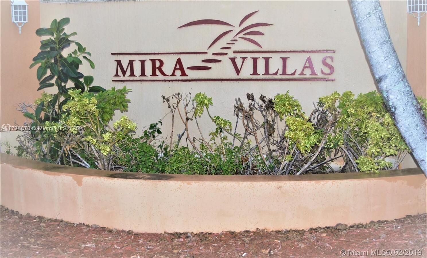 Photo - 560 NW 82nd Pl Unidad 305 Rental