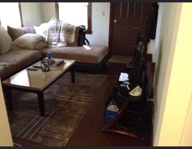 2730 S Hacker Rd Apartments Unit Main floor Brighton, MI