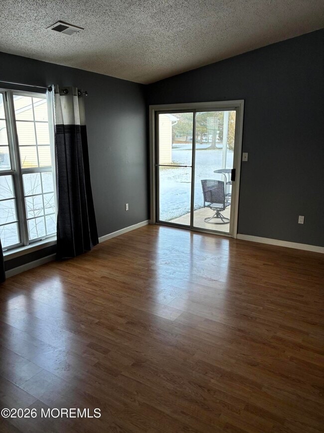 Photo - 43 Jaffreyton Close