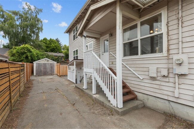 Photo - Spacious 6 Bed 3 Bath home in Ravenna