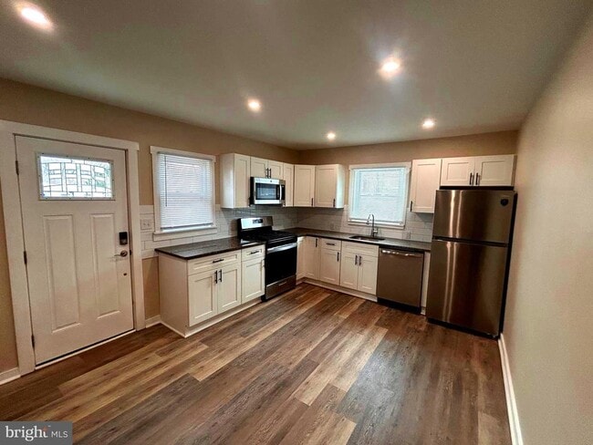 Photo - 1063 Tanyard Rd