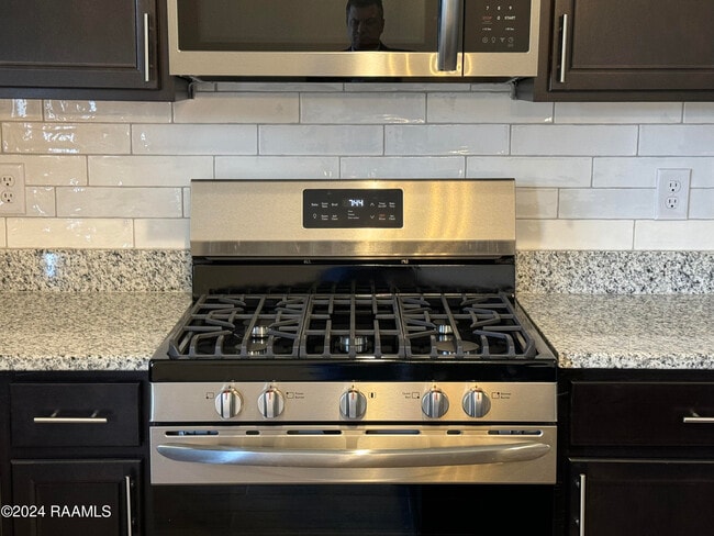 Photo - 103 Tenor St