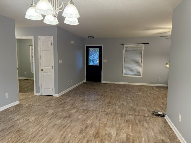 Photo - 199 Basin Dr